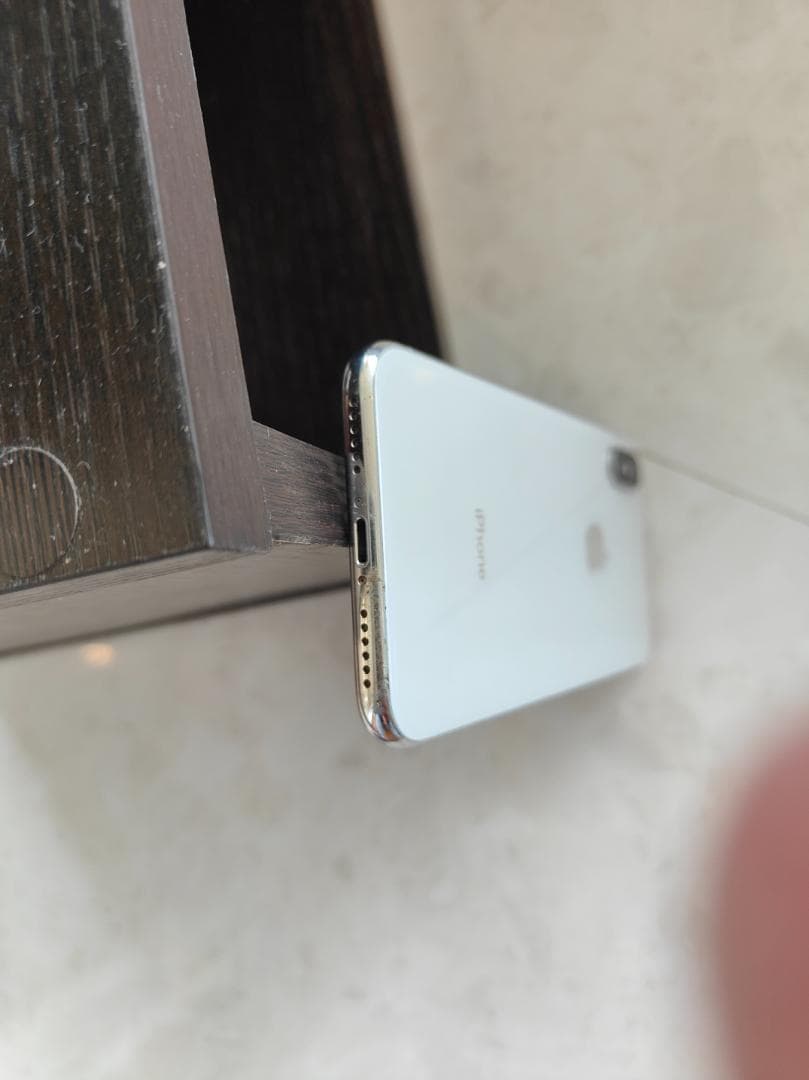 iPhone X スペースグレー 64GB