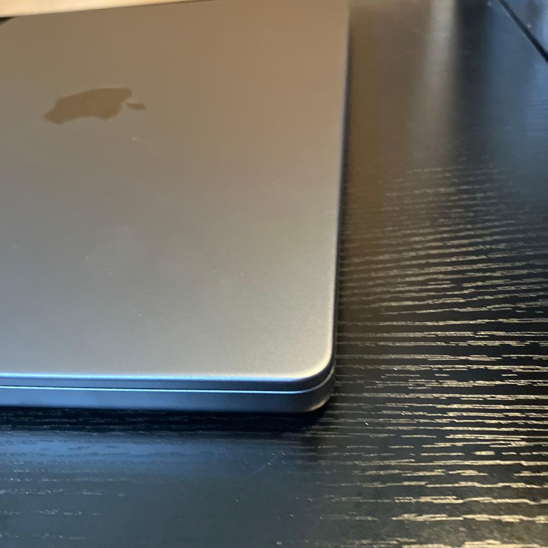 MacBook Pro M2 Pro (14インチ)