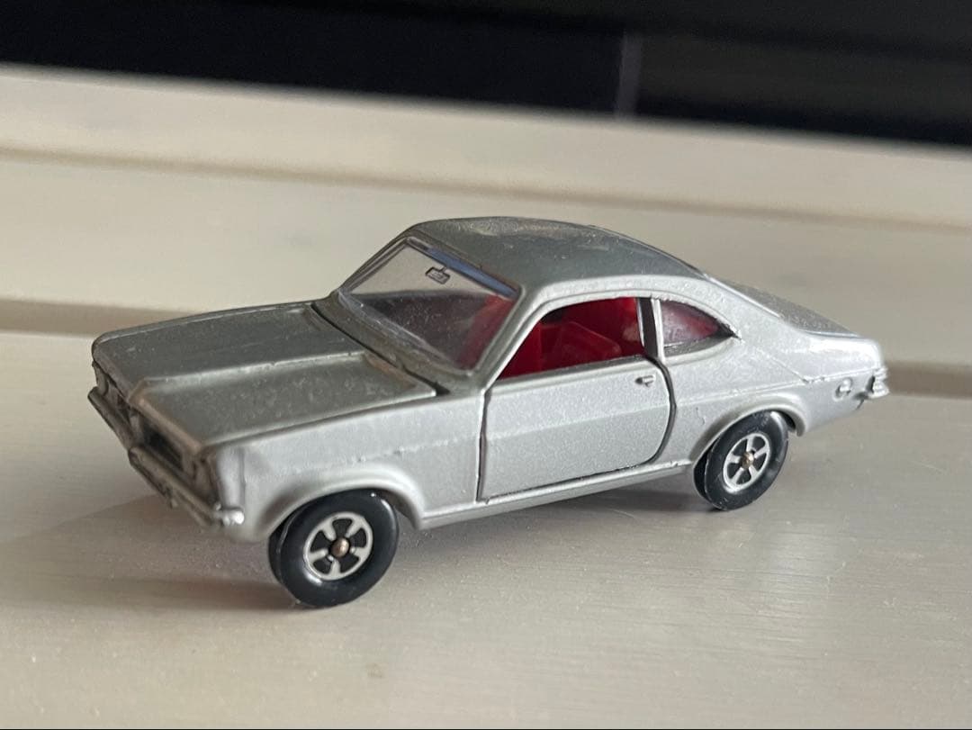 ローンスター社　Lone Starボクスホール・フィレンザ ミニカー