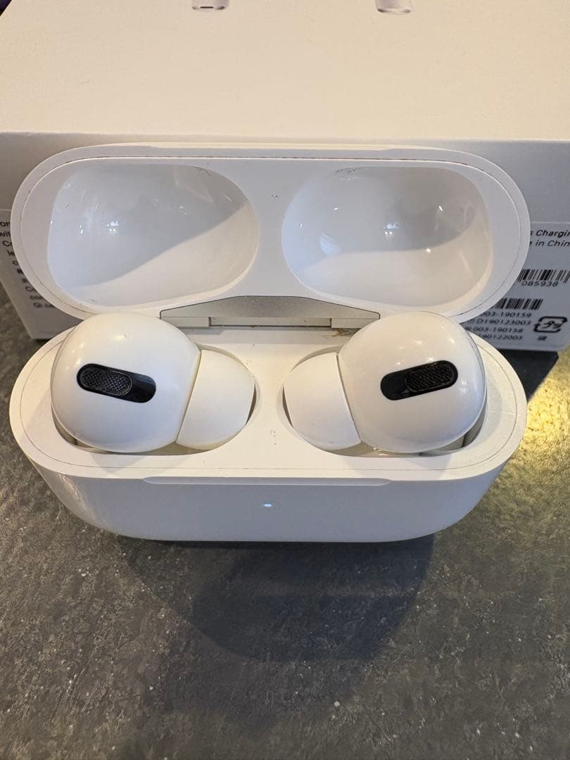 【美品・正規品】AirPods Pro 第一世代