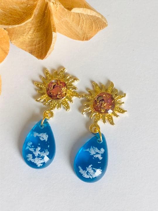 ✩.*˚レイチェル専用♡空と太陽 ピアス イヤリング