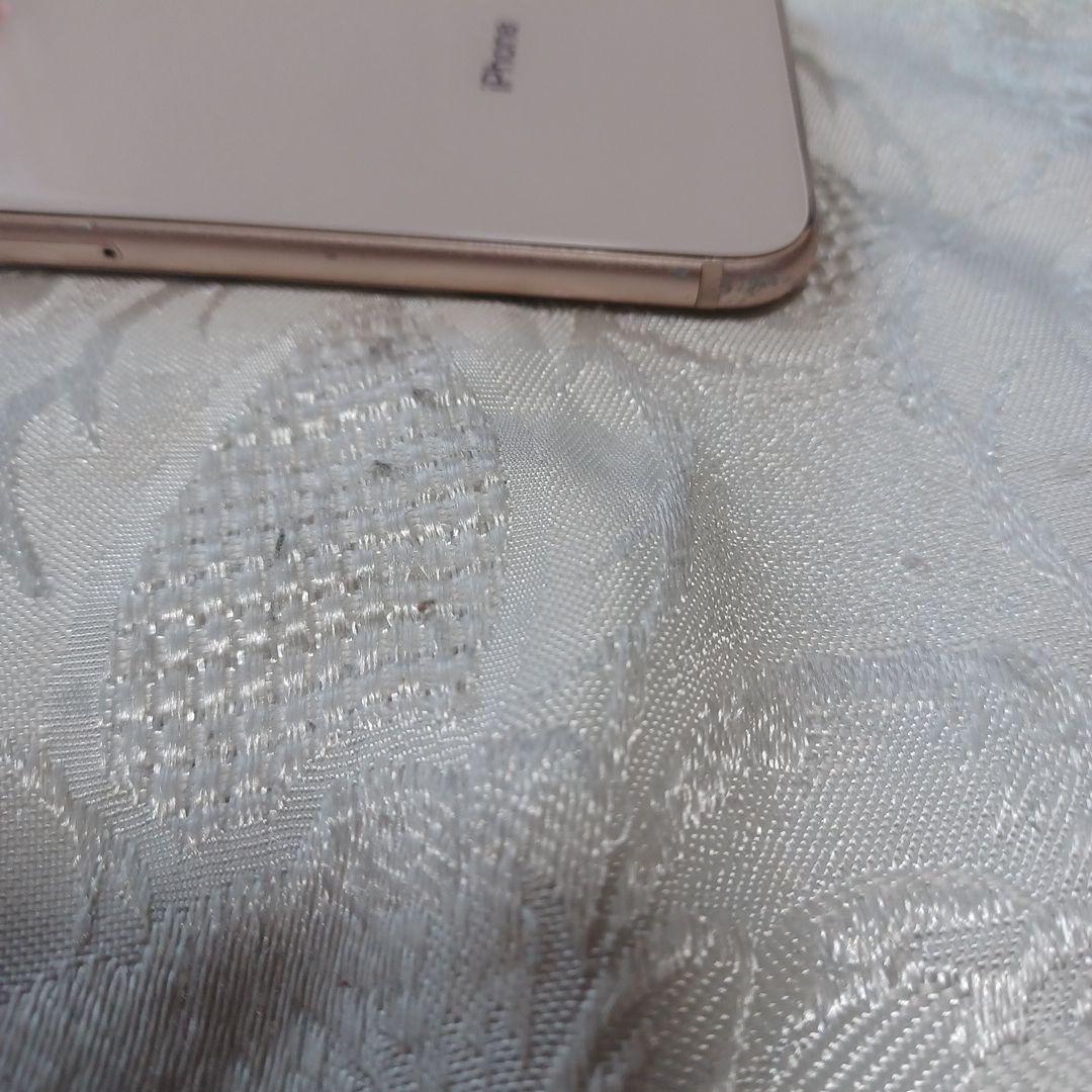 iPhone8 64GB ゴールド A1906 MQ7A2J/A初期化済