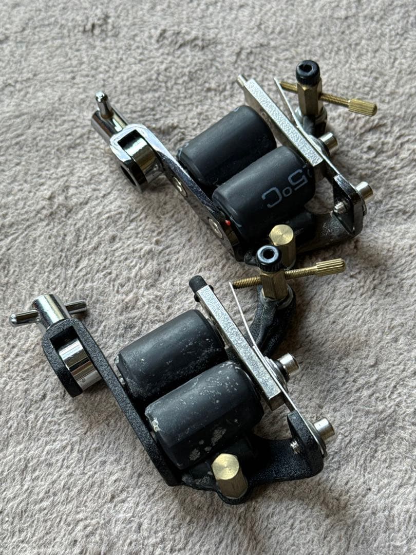 tattooマシン ２台 刺青 彫師　入れ墨