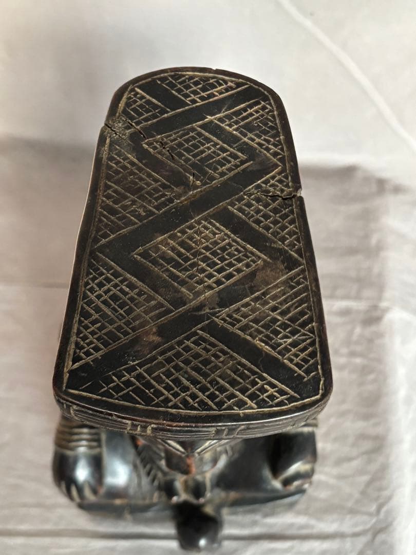 アフリカンスタイル 木製彫刻 約35cm