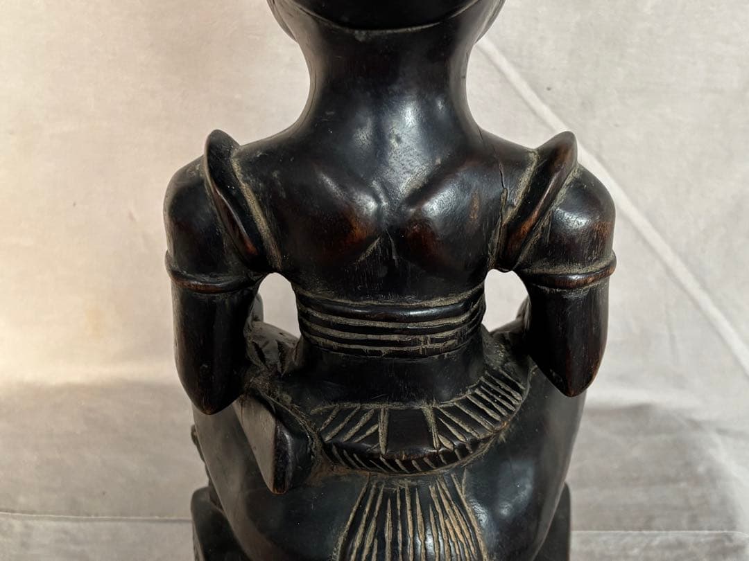 アフリカンスタイル 木製彫刻 約35cm