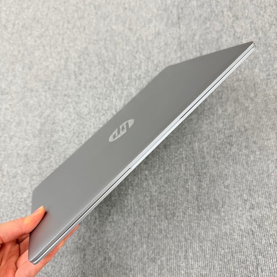 Windowsノート本体 HP EliteBook Folio G1 /m5/8GB/128GB