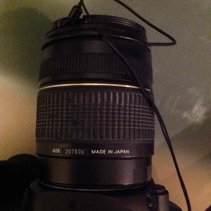 CANON EOS 40D ボディとタムロンレンズ(Model A06)