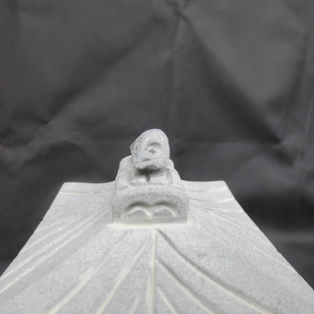 ミニ灯籠 残月型 灯篭 灯籠 燈籠 灯ろう 蟷螂 とうろう 天然御影石