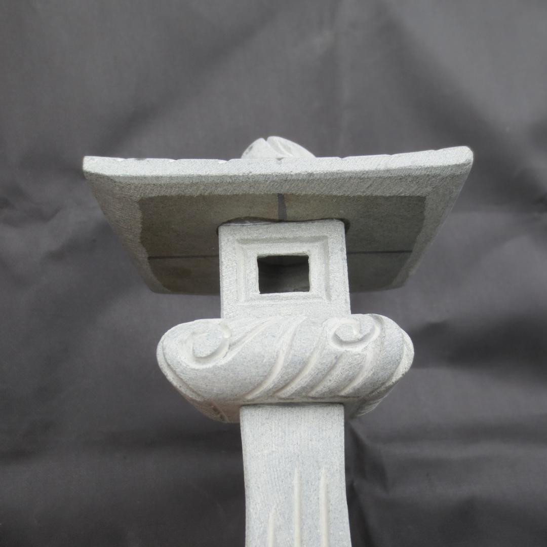 ミニ灯籠 残月型 灯篭 灯籠 燈籠 灯ろう 蟷螂 とうろう 天然御影石