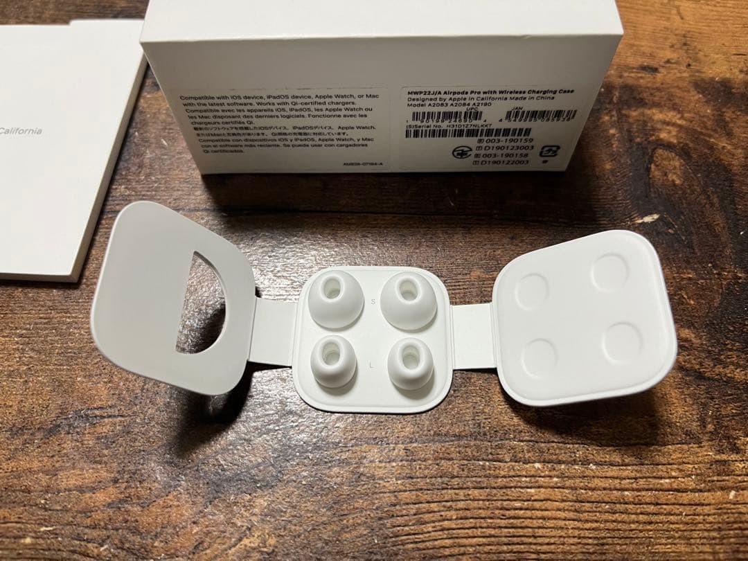 【美品】AirPods Pro 1 第1世代 A2084