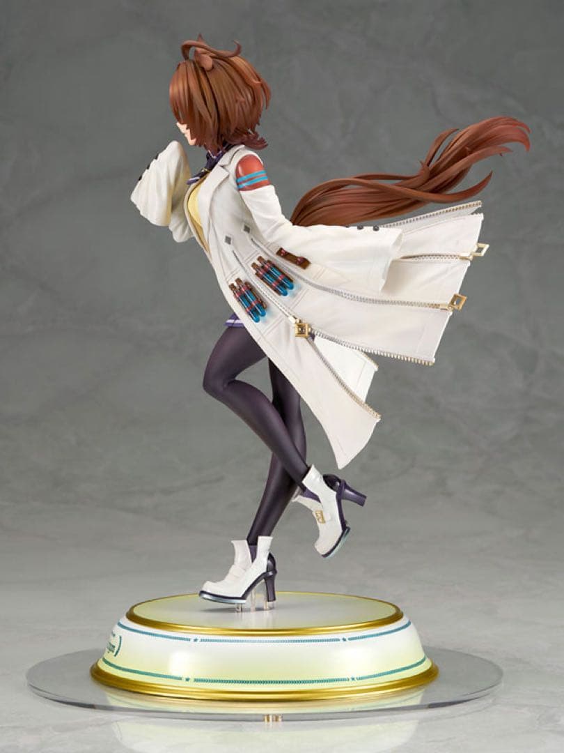 アルター　ウマ娘　アグネスタキオン　完成品スケールフィギュア