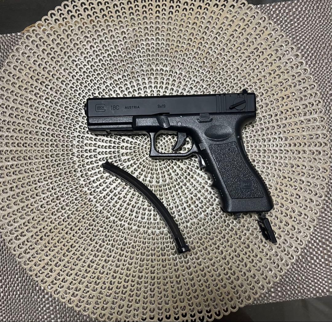 美品　東京マルイ　カスタム品　グロック18C Glock 電動ガン　金属ピニオン
