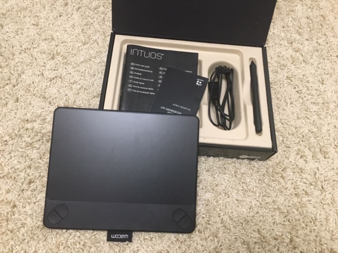 INTUOS マンガ・イラスト制作