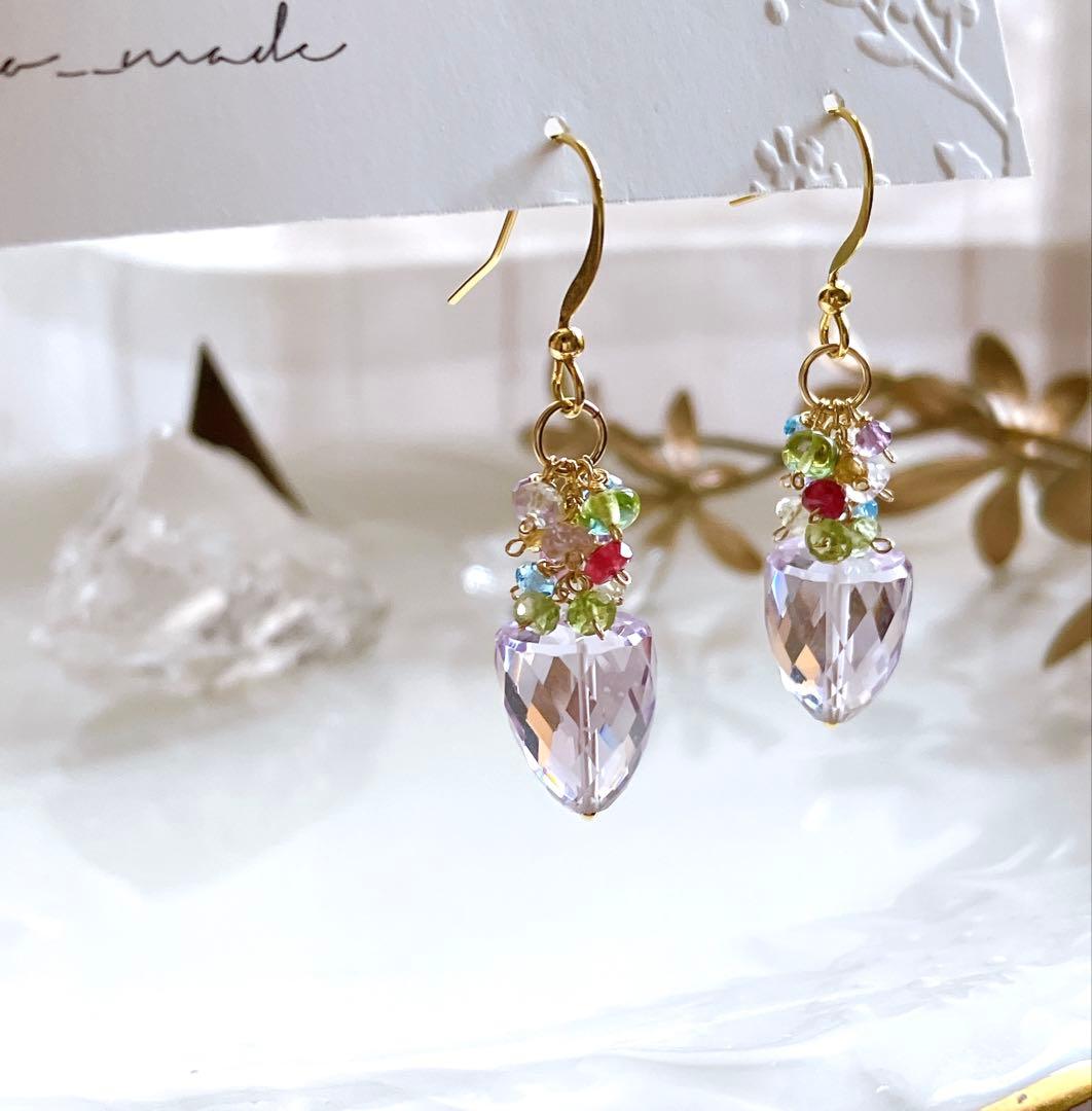 ポメころび◆一点物✧ラベンダーアメシスト×小粒天然石ピアス✧花籠ピアス