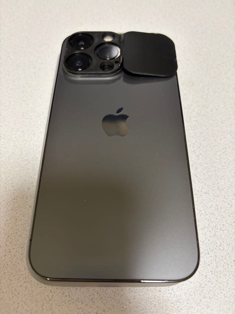 美品 iPhone 13 pro 1TBとAmazon echo showセット