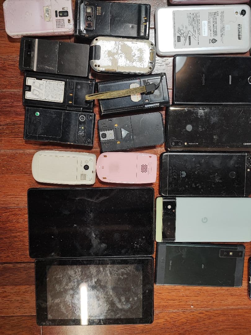 スマホ　ガラケー　ジャンク　大量セット 携帯電話本体多数セット