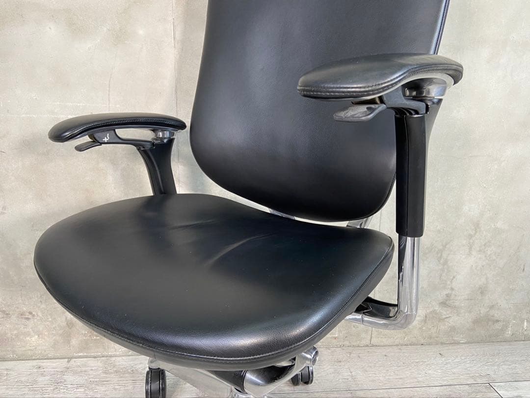 【最高級】オカムラ コンテッサ 総革張り 大型ヘッドレスト ポリッシュ 可動肘