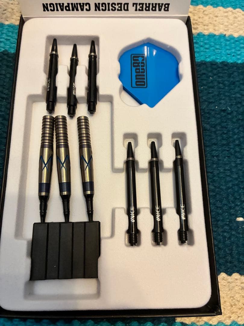 TEAM ONE80 COOLCAT ダーツセット 20g