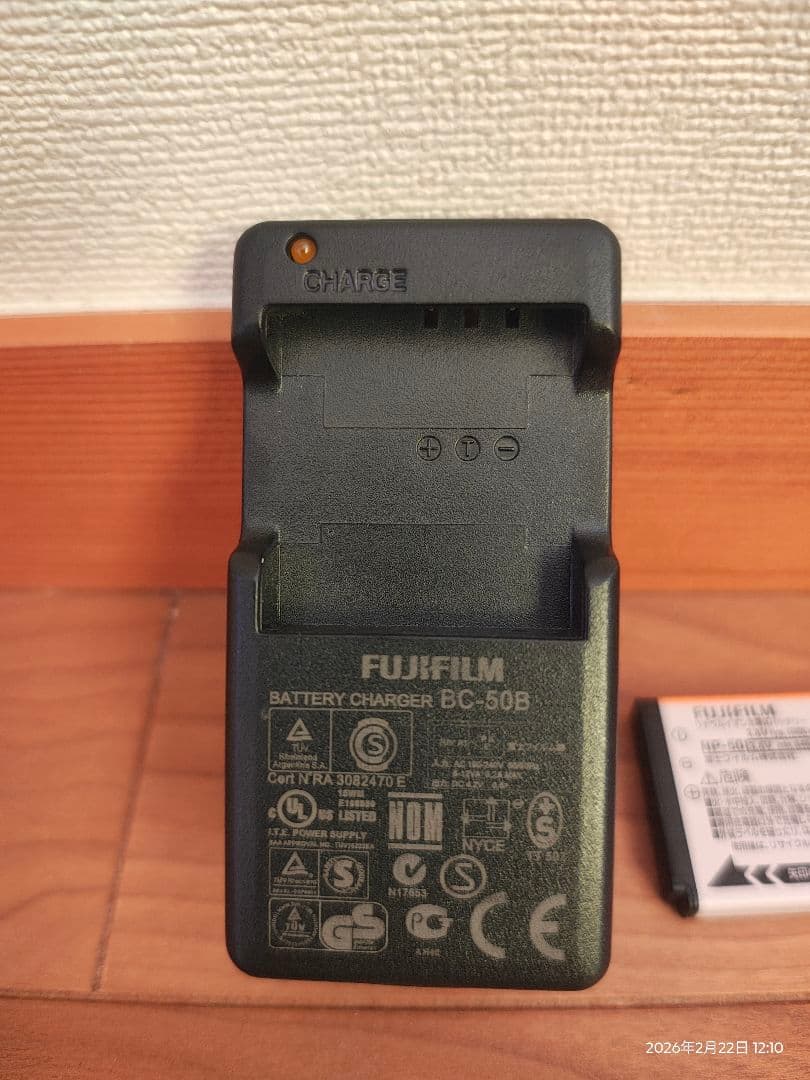 FUJIFILM X20 Silver 本体と付属品