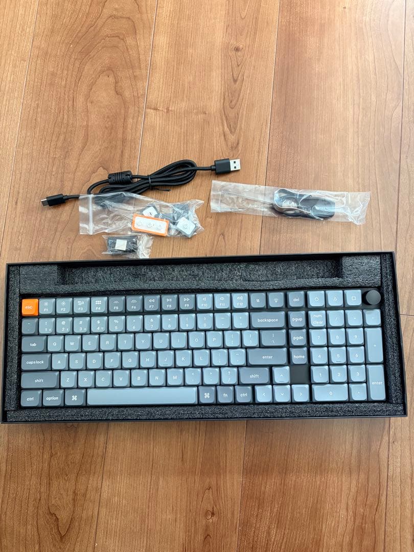 Keychron K17Max 96%キーボード、US配列.茶軸.ホットスワップ