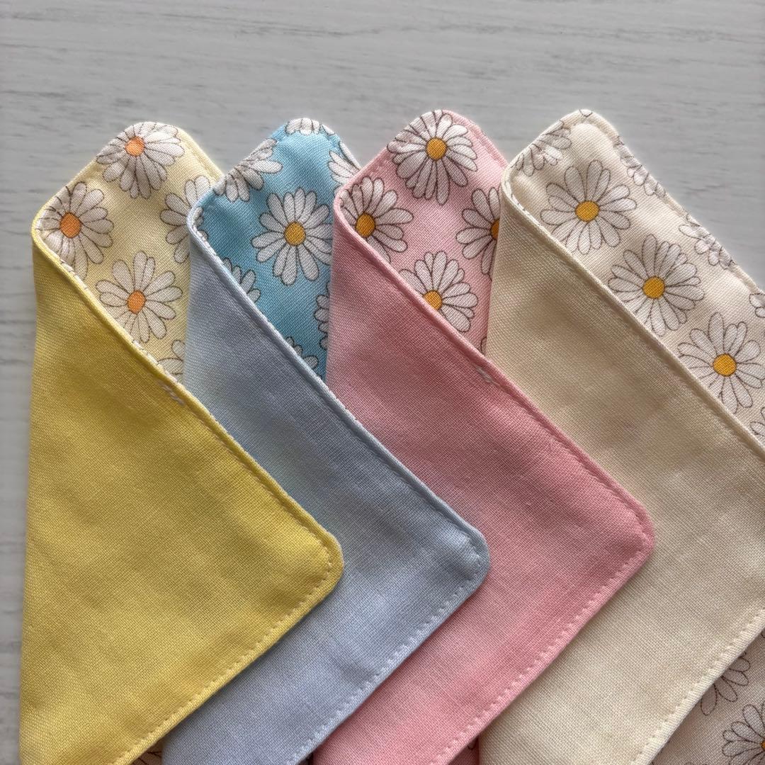 ☆み☆様　4重ガーゼハンカチ15×15cm