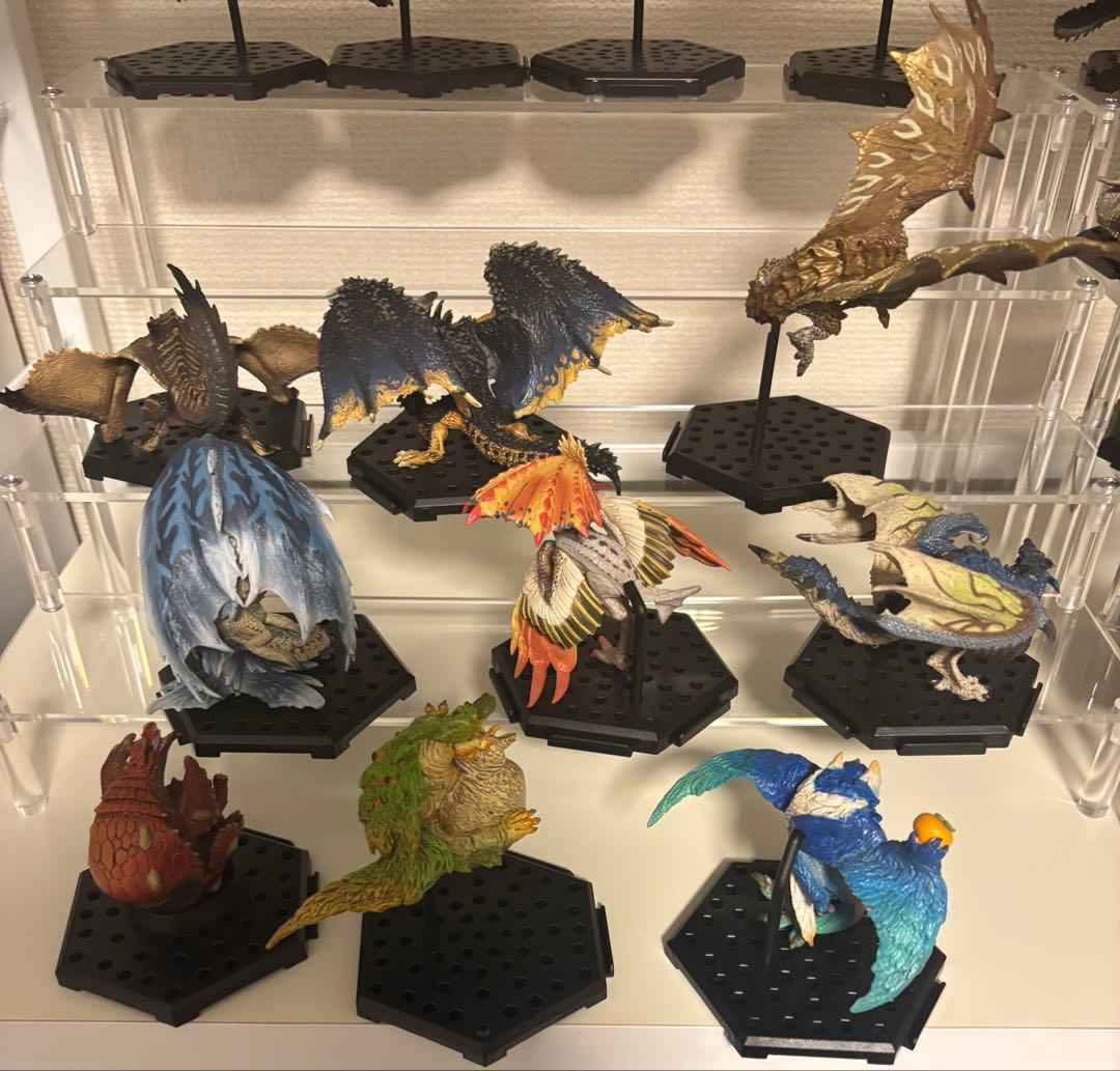 モンハンフィギュア9個セット　おまけ付き