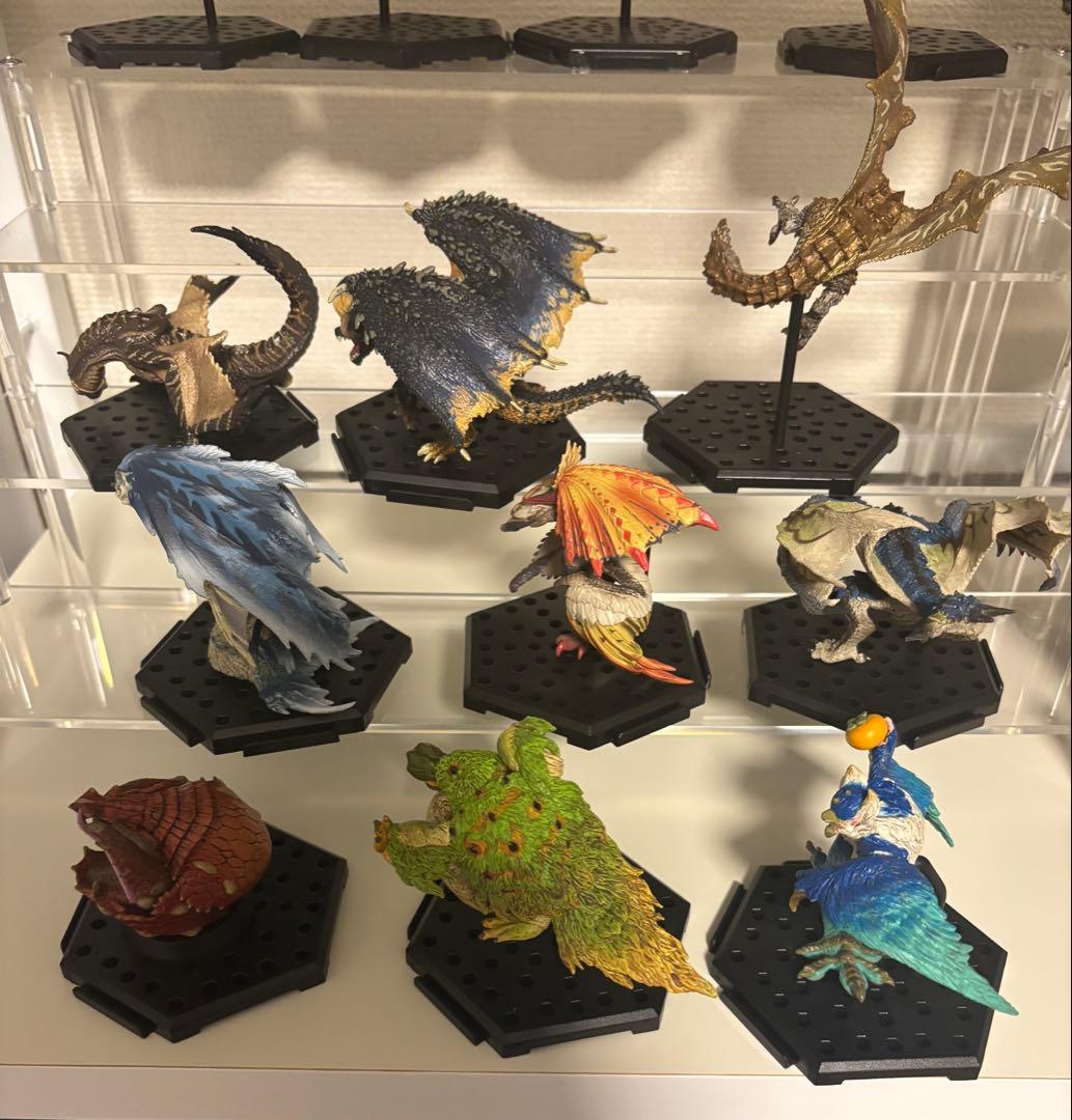 モンハンフィギュア9個セット　おまけ付き