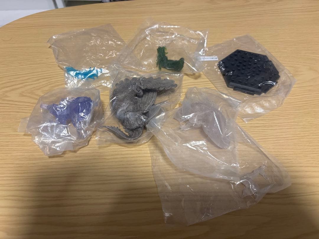 モンハンフィギュア9個セット　おまけ付き