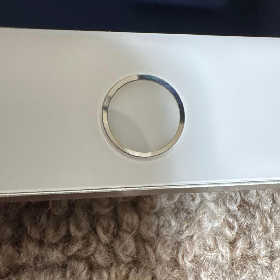 動作確認済Apple iPad Air 2 128GB Wi-Fiモデルシルバー