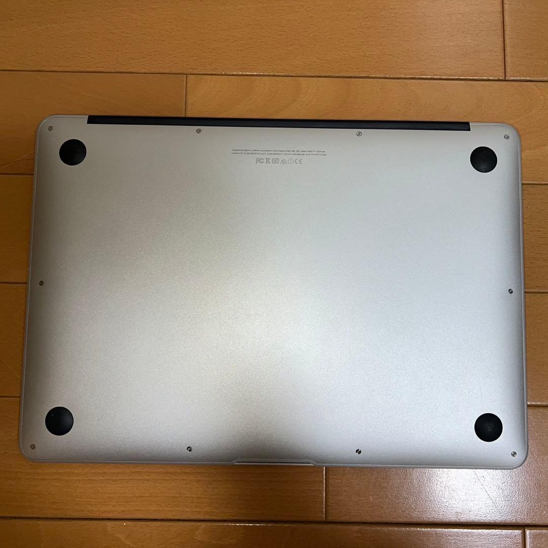 MacBook Air 13インチ2015 / Core i5 /8GB/動作品