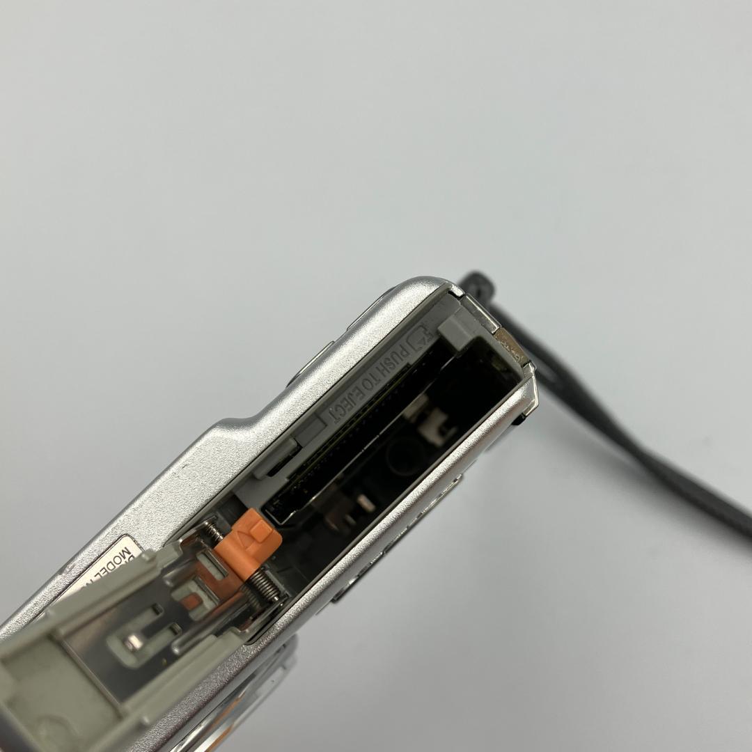 ⭐️オールドコンデジ⭐️OLYMPUS FE-330 シルバー