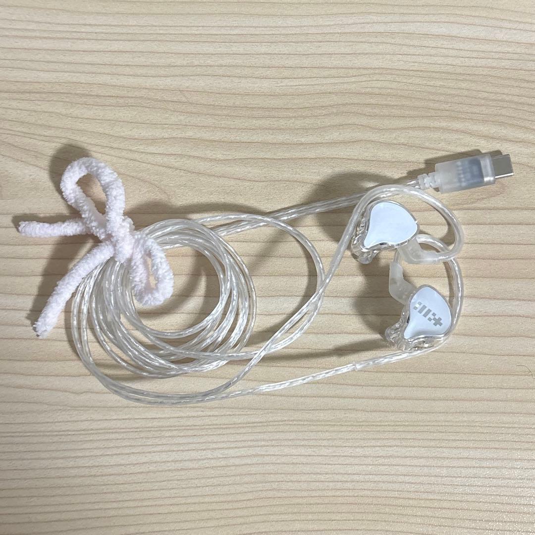 ILLIT bomb Merch Ver. イヤホン イヤモニ