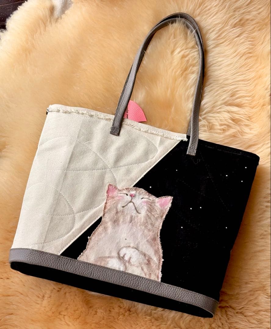 (手づくり)\"愛と愛\"猫とねこのファートートバッグ