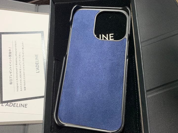 L'ADELINE(ラデリンヌ) iPhone13pro用 未使用品