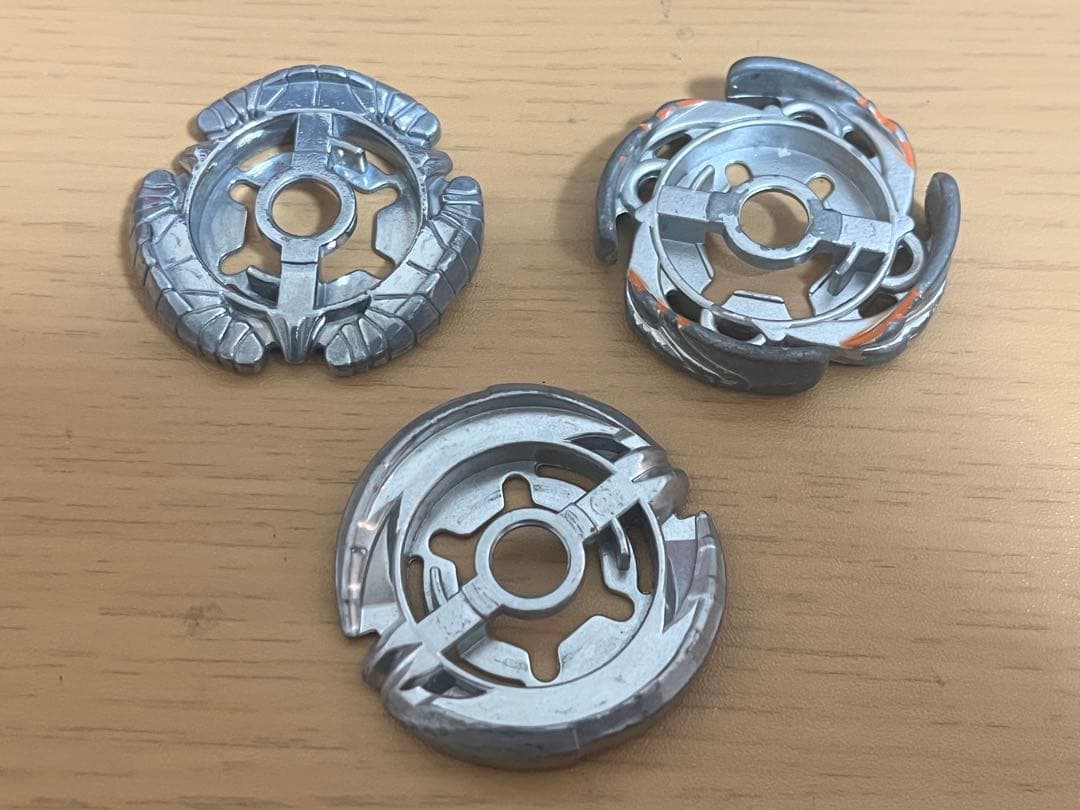 ハズブロ版メタルファイトベイブレードセット 4個+アクアリオおまけ