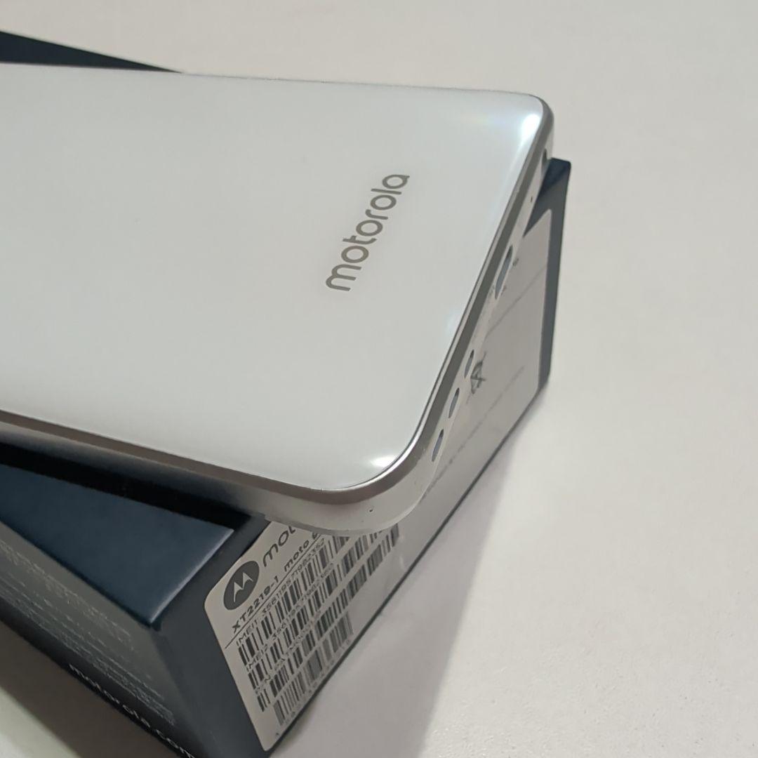 美品■ motorola moto g52j 5G パールホワイト