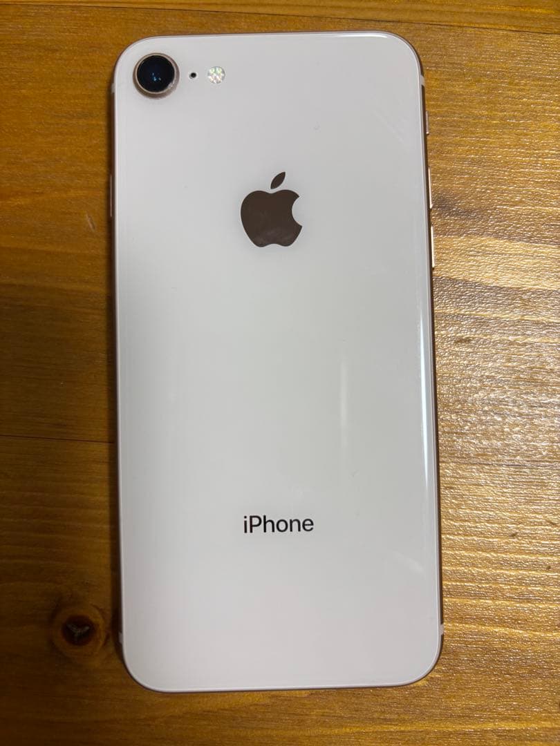 Apple iPhone 8 ゴールド 本体