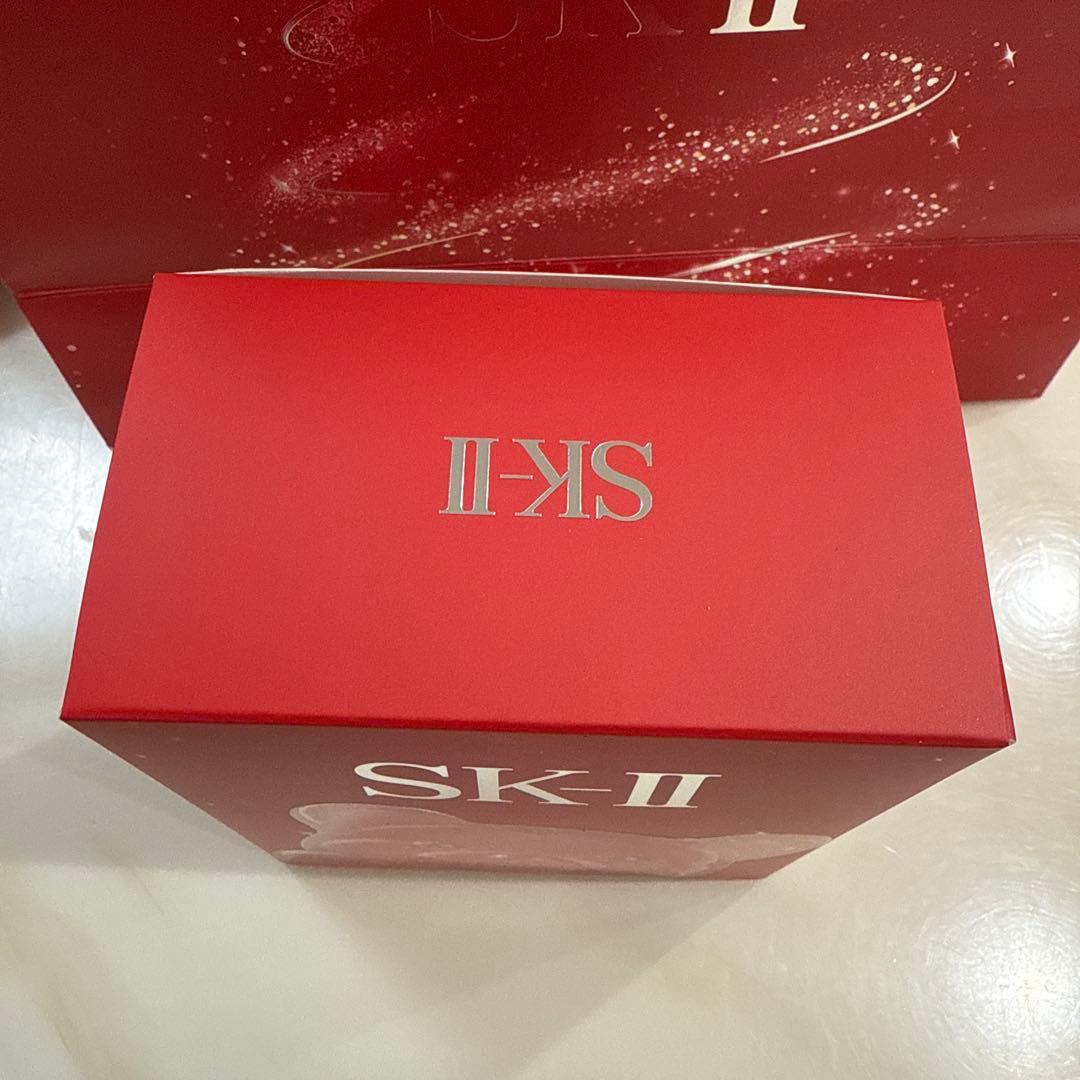 SK-II クリスタルテディベア 2025年ホリデー限定品 透け感のある赤