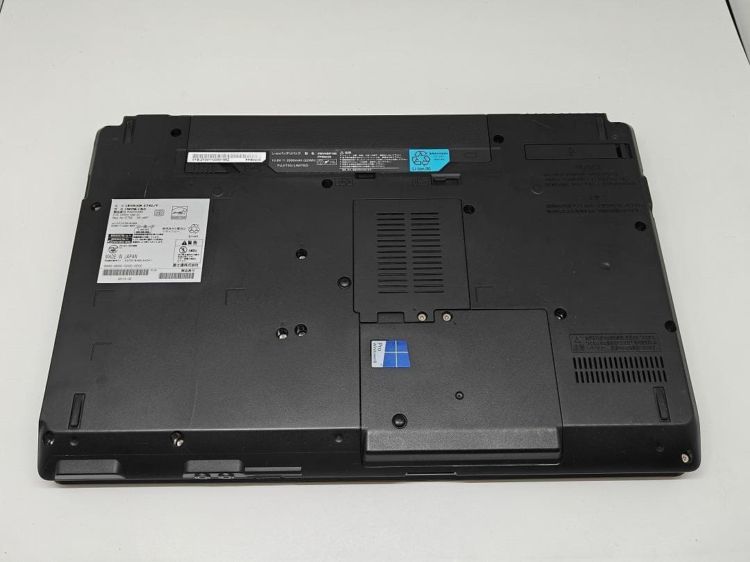 【FUJITSU】爆速 Core i7/新品SSD256GBノートパソコン　E2