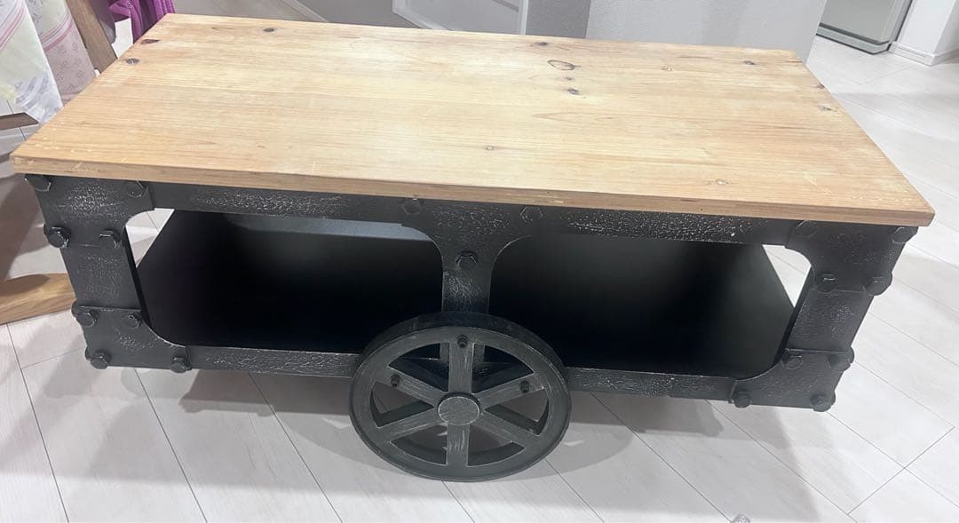 コーヒーテーブル