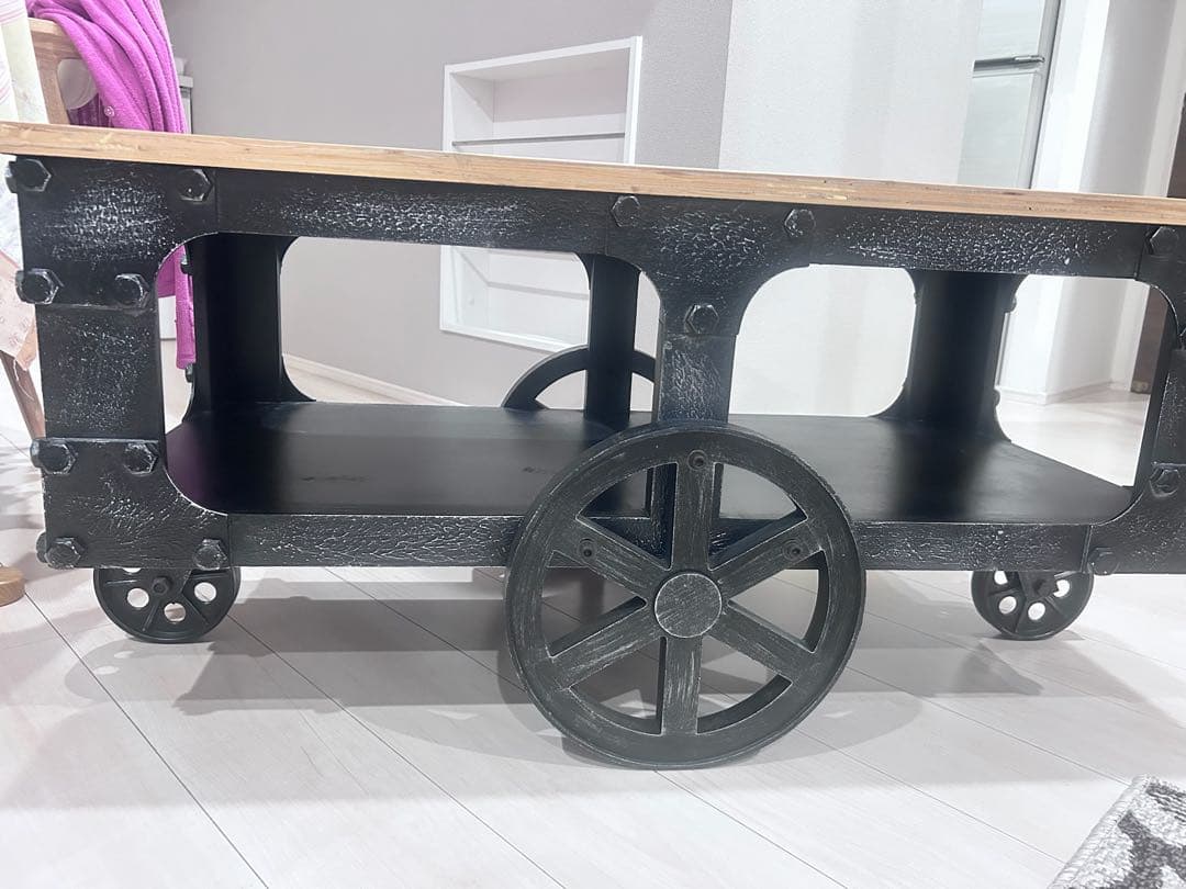 コーヒーテーブル