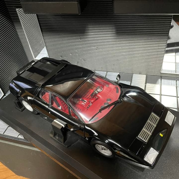 絶版未展示品　京商 1/18フェラーリ 365GT4 /BB ブラック