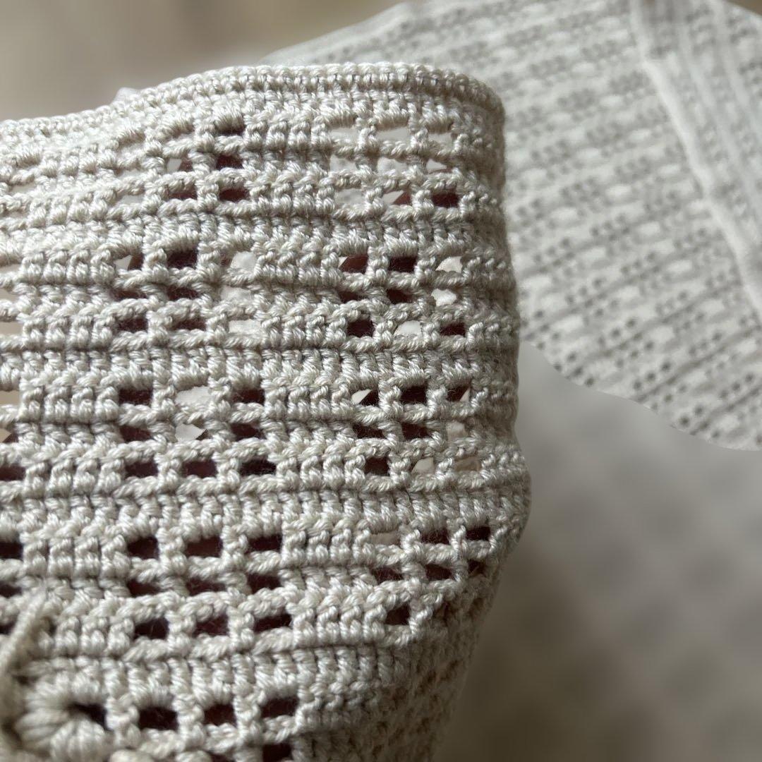 【手編み】三角ショール　かぎ針　ウール73%,絹27%　***即購入可能