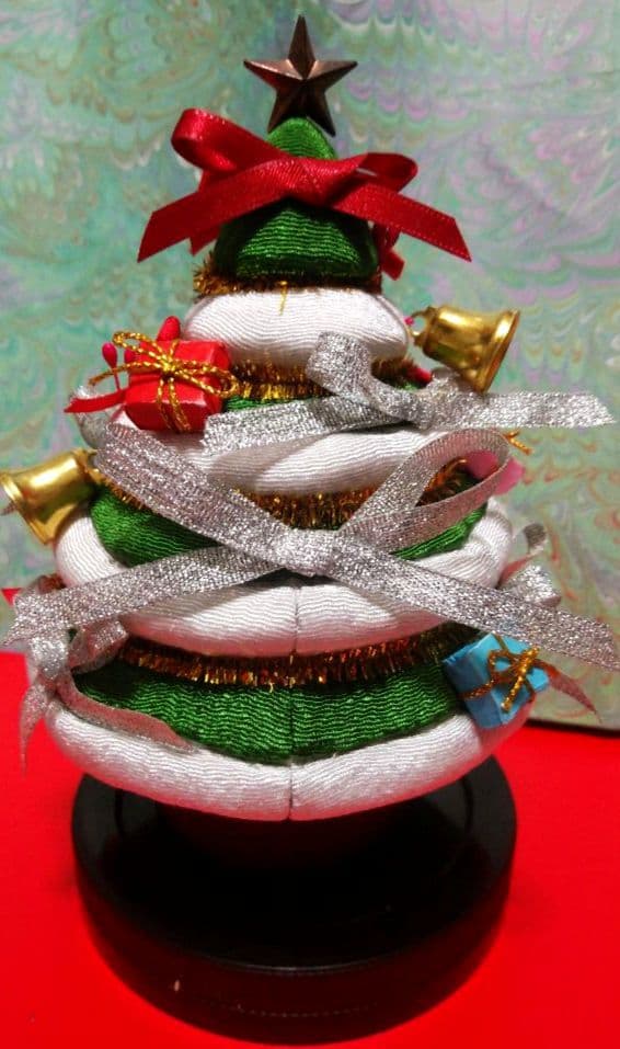 木目込み人形　クリスマスツリー
