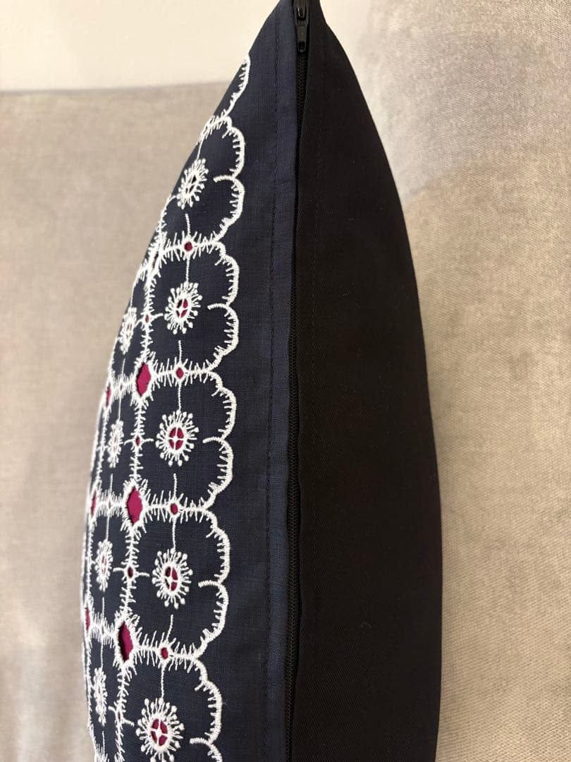 ミナペルホネン　ハンドメイド　クッションカバー★アネモネ　ネイビー