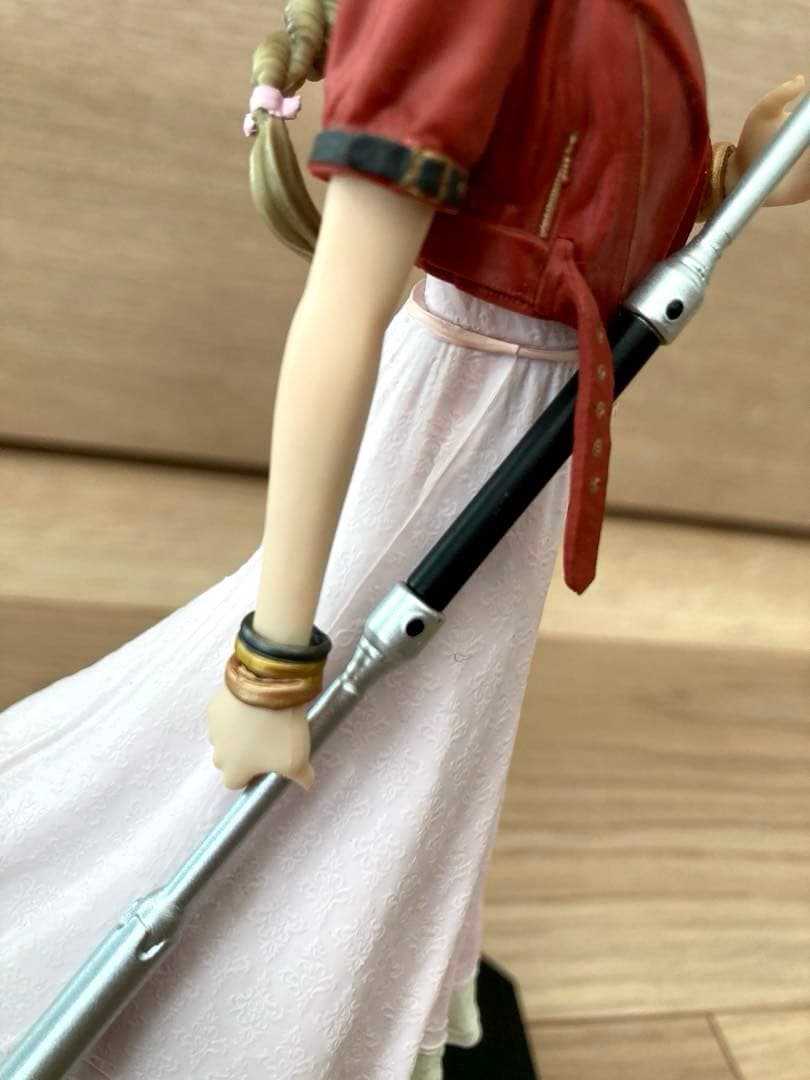 【美品】ファイナルファンタジー7 一番くじ クラウド&エアリス フィギュアセット