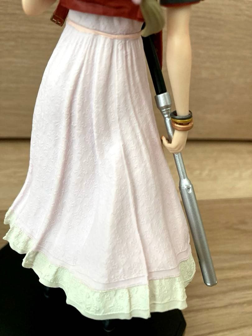 【美品】ファイナルファンタジー7 一番くじ クラウド&エアリス フィギュアセット