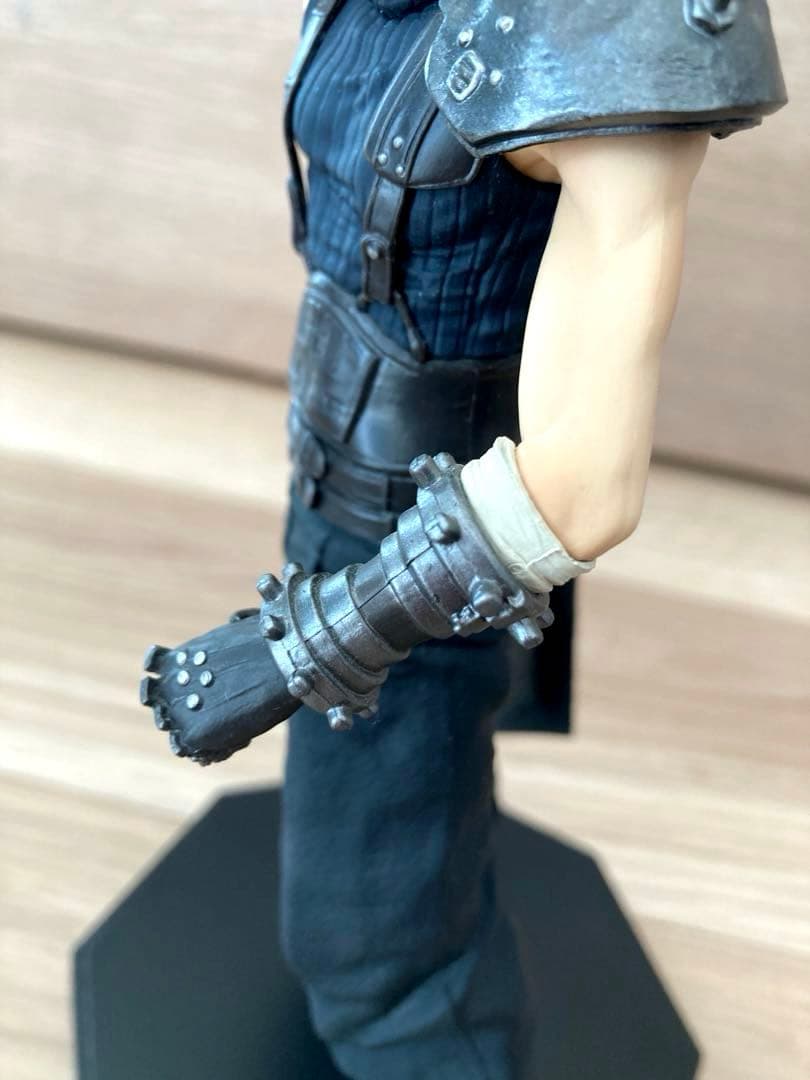 【美品】ファイナルファンタジー7 一番くじ クラウド&エアリス フィギュアセット