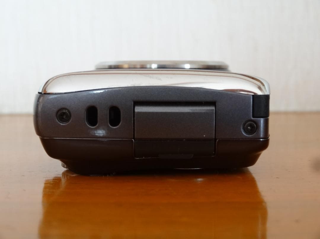 Fujifilm　FINEPIX F70 EXR　ガンメタル