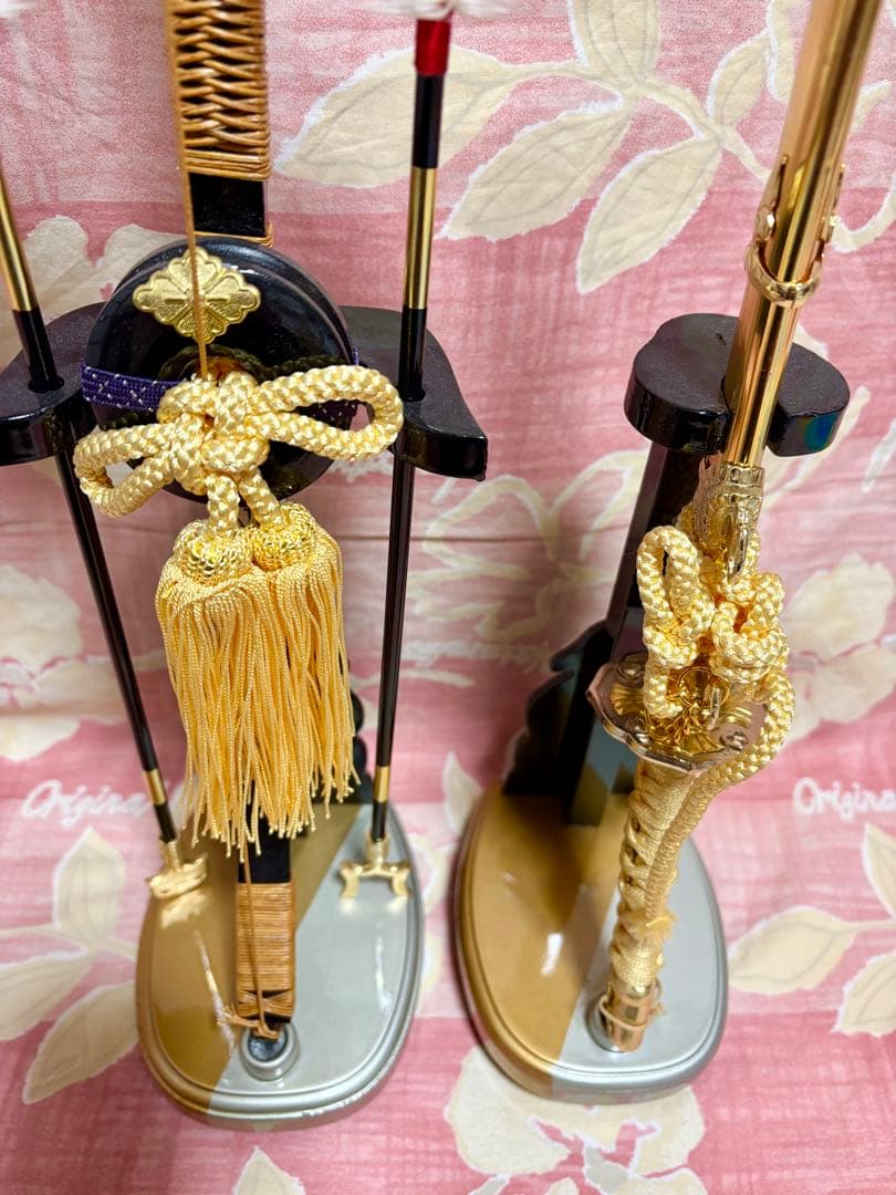 ♦︎映画TROYメダル♦︎吉徳大光(五月人形　弓矢 & 太刀)♦︎木製　壁掛　飾り棚